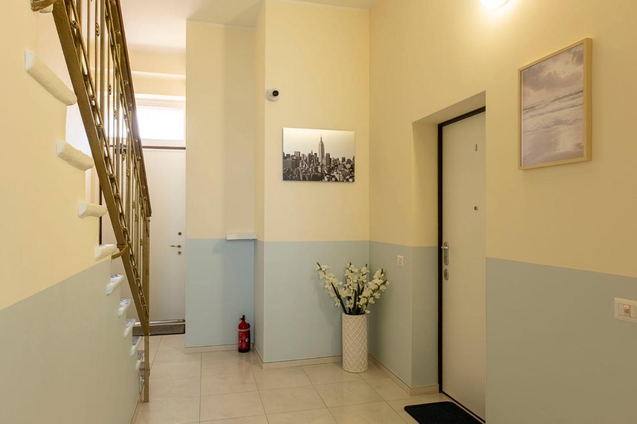 Leader Apartment 4 - Monzino - Hockey Msg Arena - Linate - Milán Exteriér fotografie